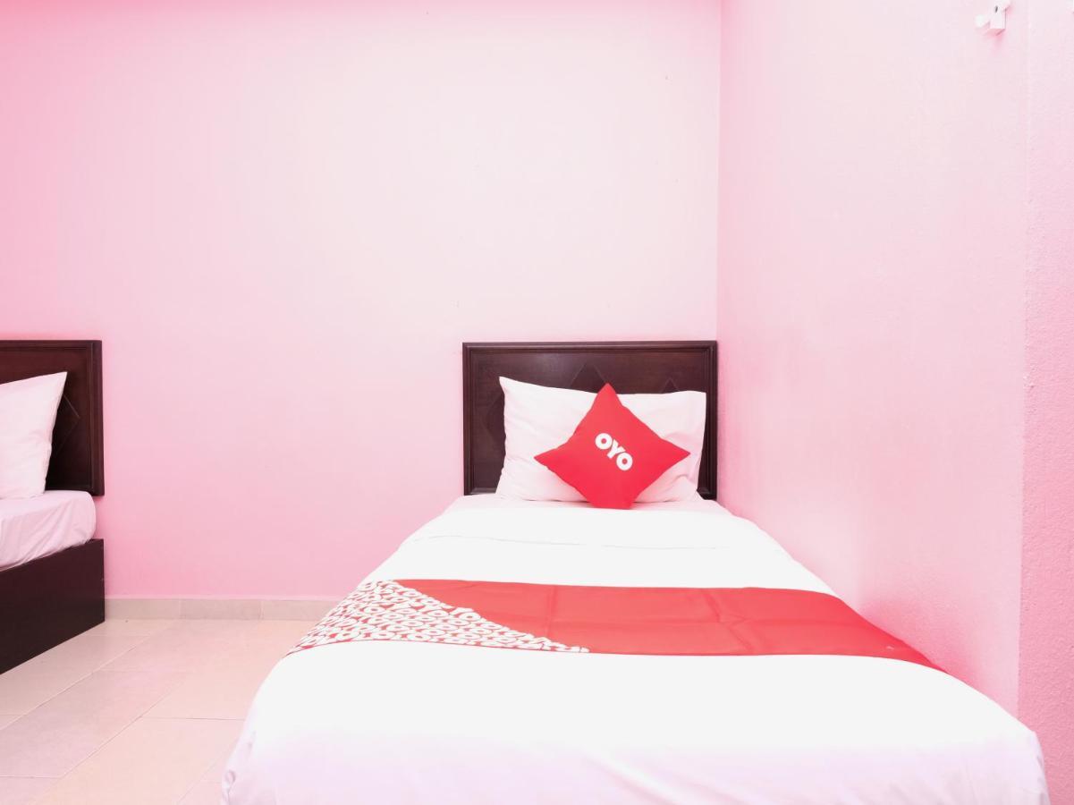 Oyo 44005 Senangin Resort & Cafe Tumpat Экстерьер фото